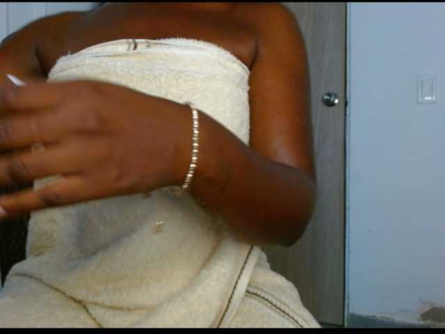 pamelapino live cam on BongaCams
