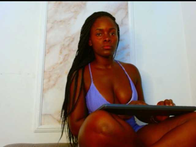 pamelapino live cam on BongaCams