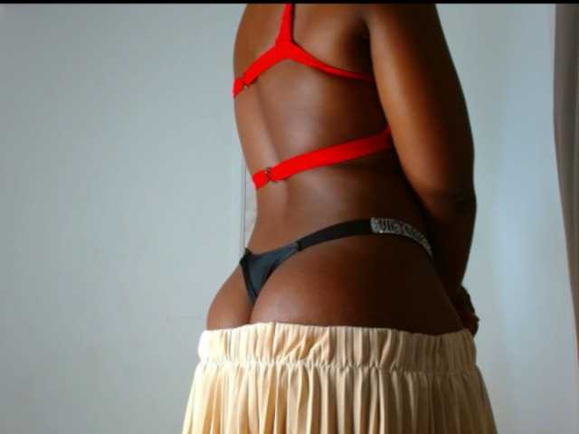 pamelapino live cam on BongaCams