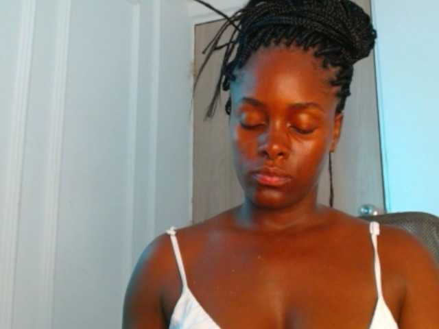 pamelapino live cam on BongaCams
