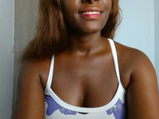 pamelapino live cam on BongaCams