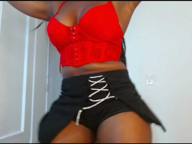 pamelapino live cam on BongaCams