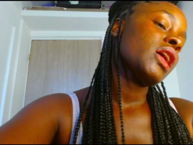pamelapino live cam on BongaCams