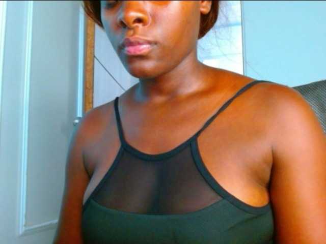 pamelapino live cam on BongaCams