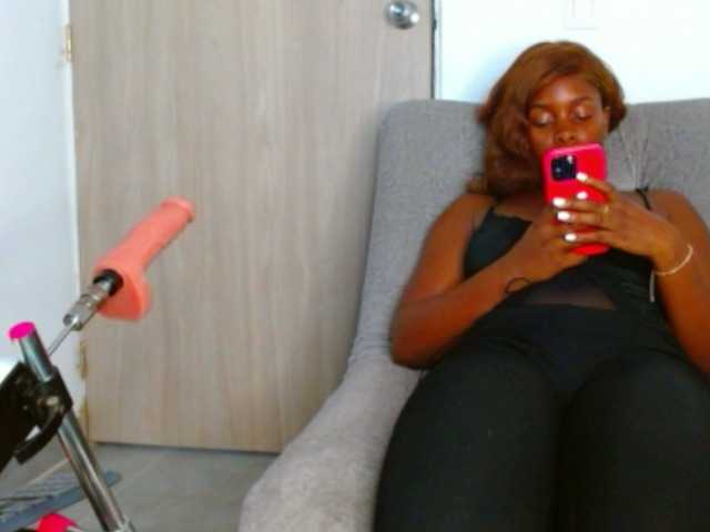 pamelapino live cam on BongaCams