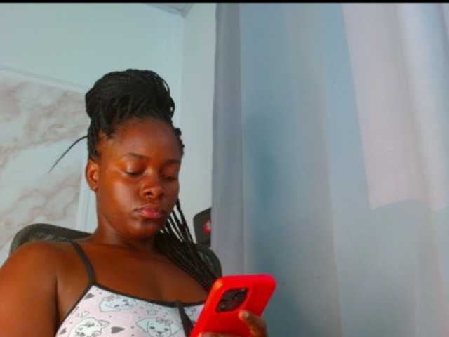 pamelapino live cam on BongaCams