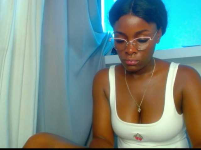 pamelapino live cam on BongaCams