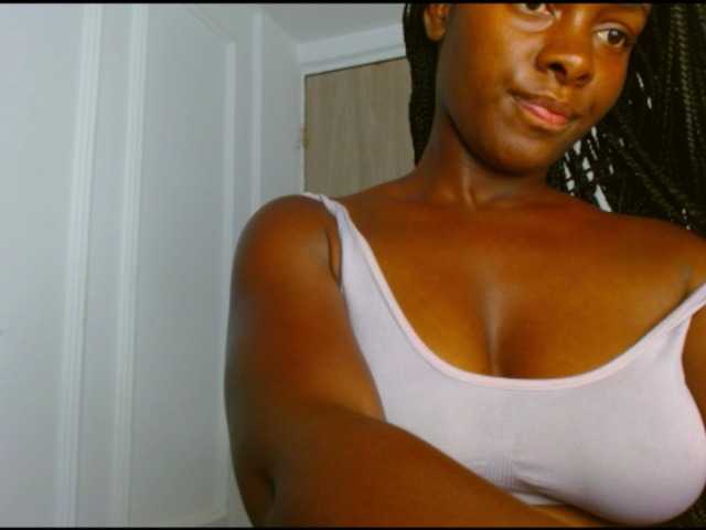 pamelapino live cam on BongaCams