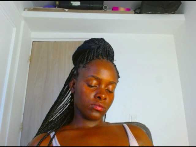 pamelapino live cam on BongaCams