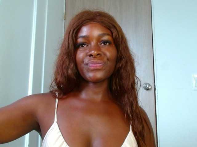 pamelapino live cam on BongaCams
