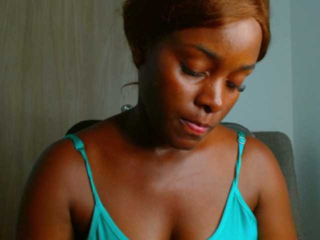 pamelapino live cam on BongaCams