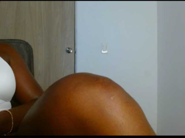 pamelapino live cam on BongaCams