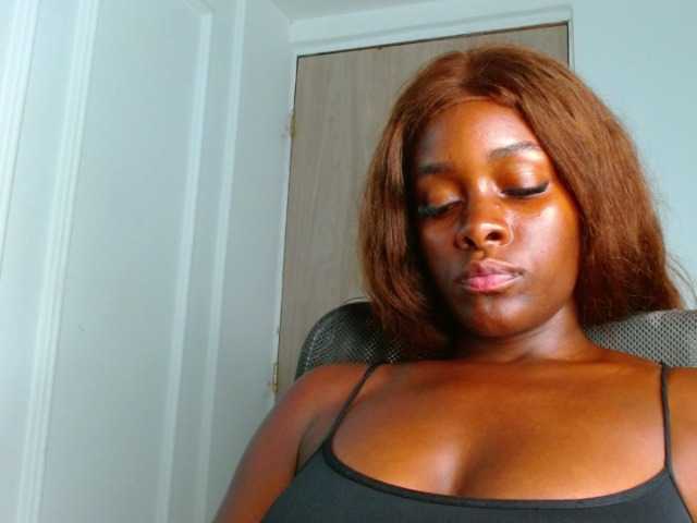 pamelapino live cam on BongaCams