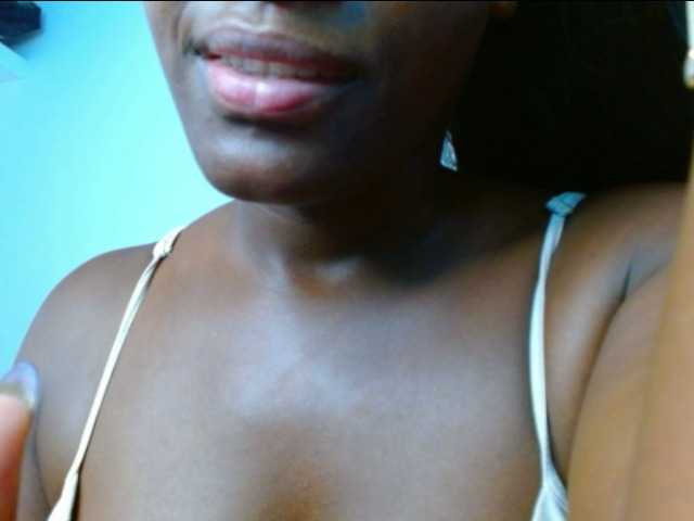 pamelapino webcam bongacams model stream image