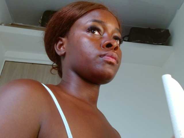pamelapino live webcam show
