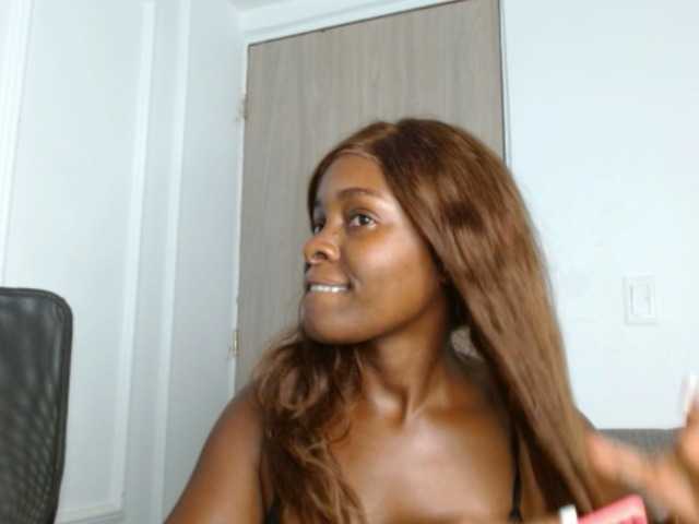 pamelapino live cam on BongaCams