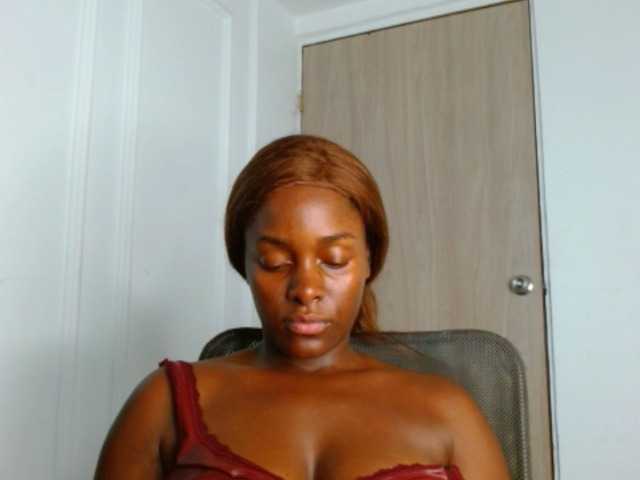 pamelapino live cam on BongaCams