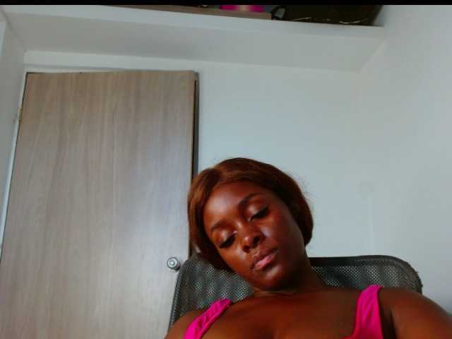 pamelapino live cam on BongaCams