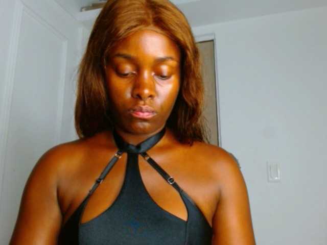pamelapino live cam on BongaCams