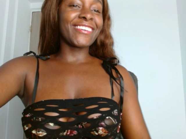 pamelapino live cam on BongaCams