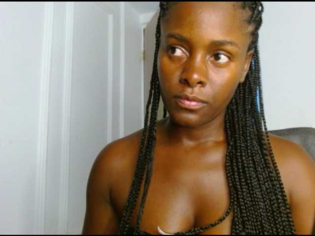 pamelapino live cam on BongaCams