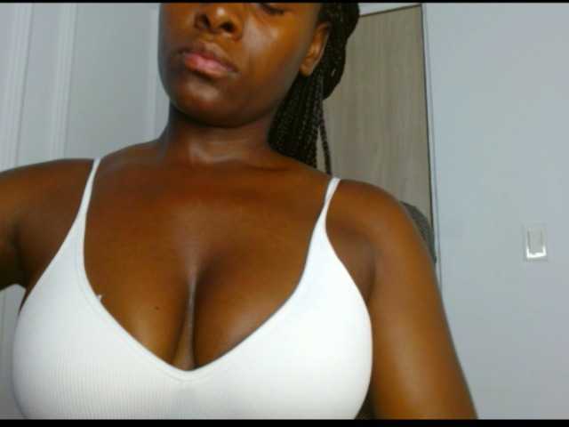 pamelapino live cam on BongaCams