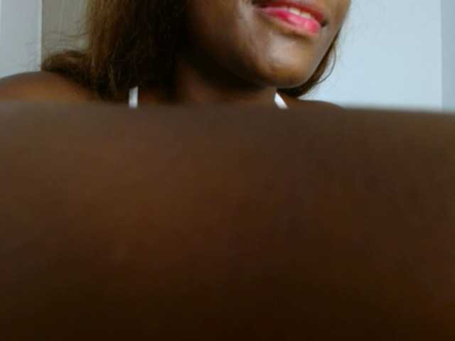 pamelapino live cam on BongaCams