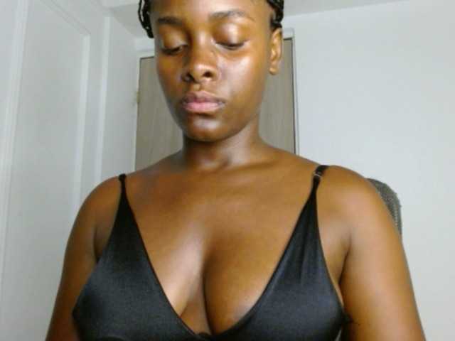 pamelapino live cam on BongaCams