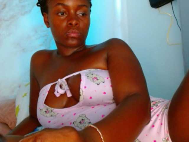 pamelapino live cam on BongaCams