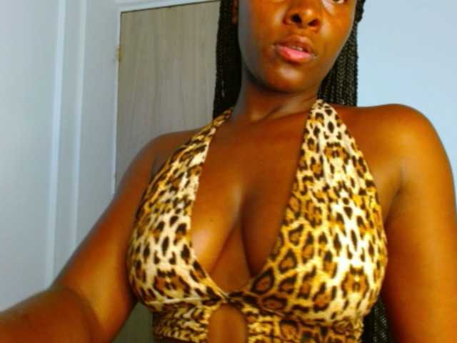 pamelapino live cam on BongaCams
