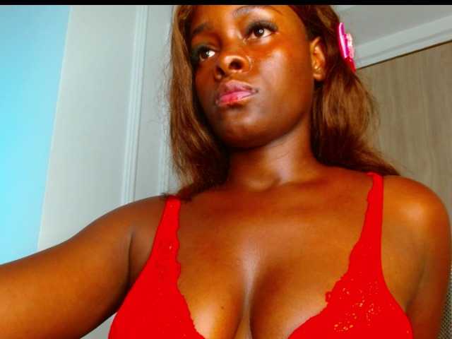 pamelapino live cam on BongaCams