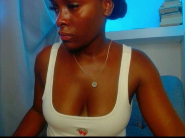 pamelapino live cam on BongaCams
