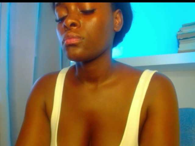 pamelapino live cam on BongaCams