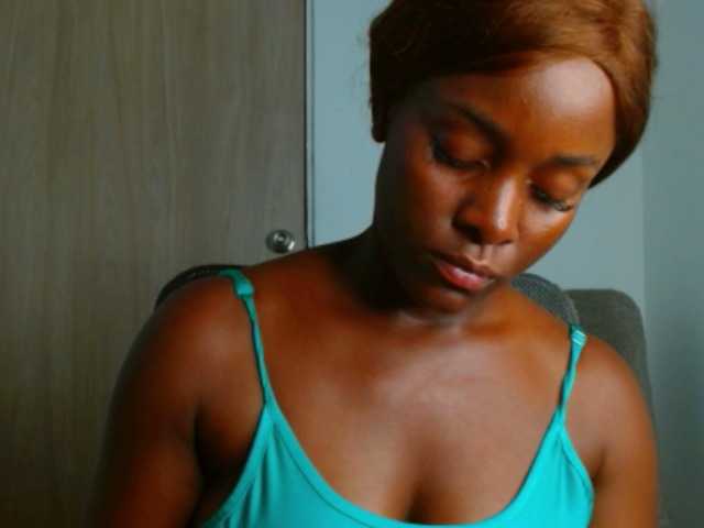 pamelapino live cam on BongaCams