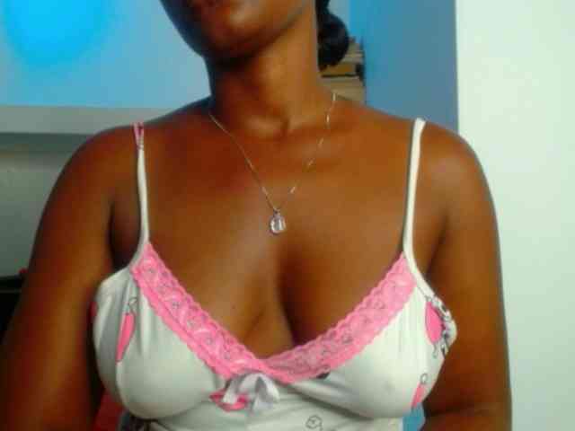 pamelapino webcam