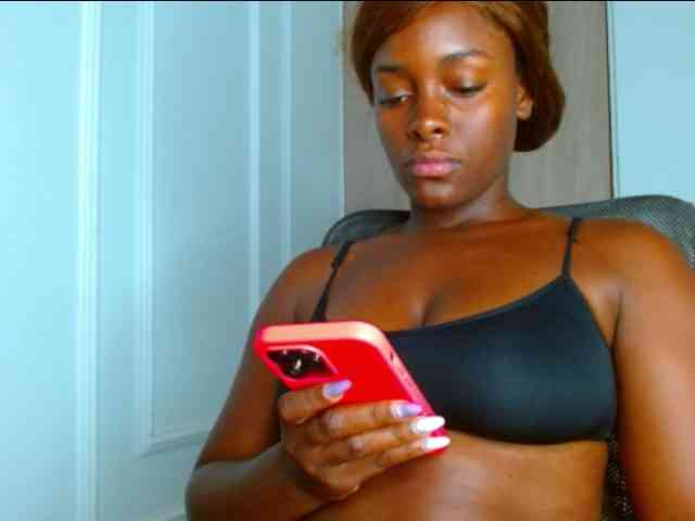 pamelapino webcam