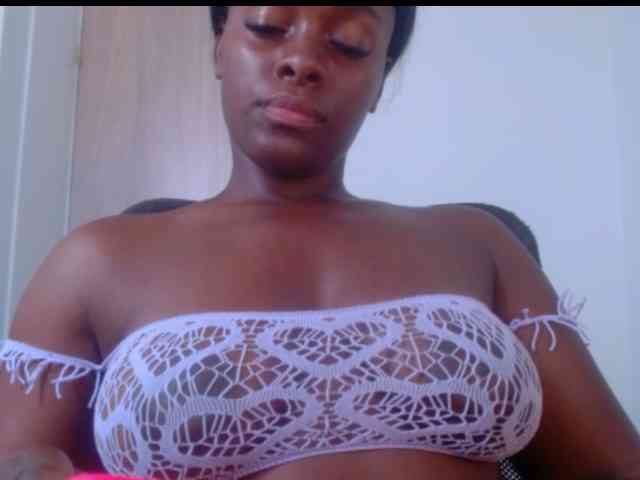 pamelapino webcam