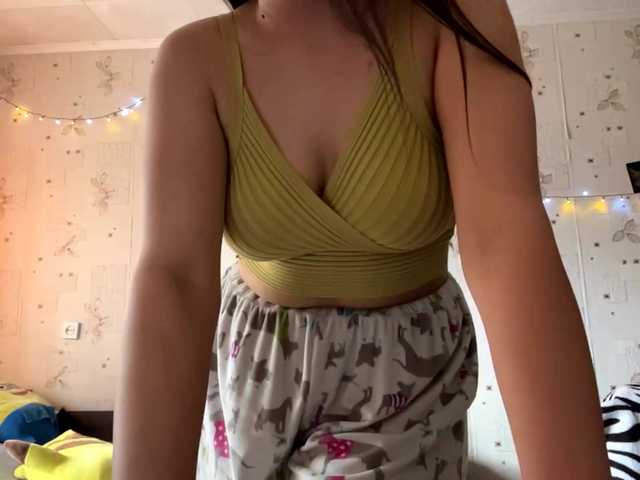 LeannBernmen live cam on BongaCams