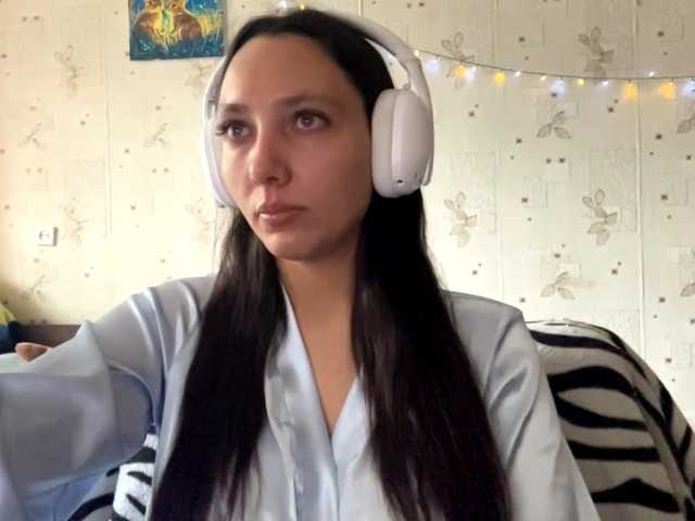 LeannBernmen webcam