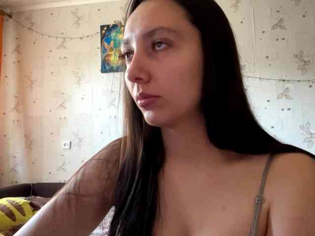 LeannBernmen webcam