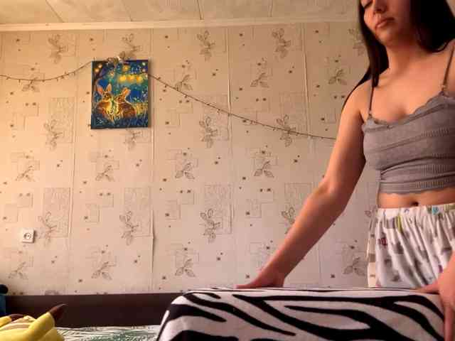 LeannBernmen webcam