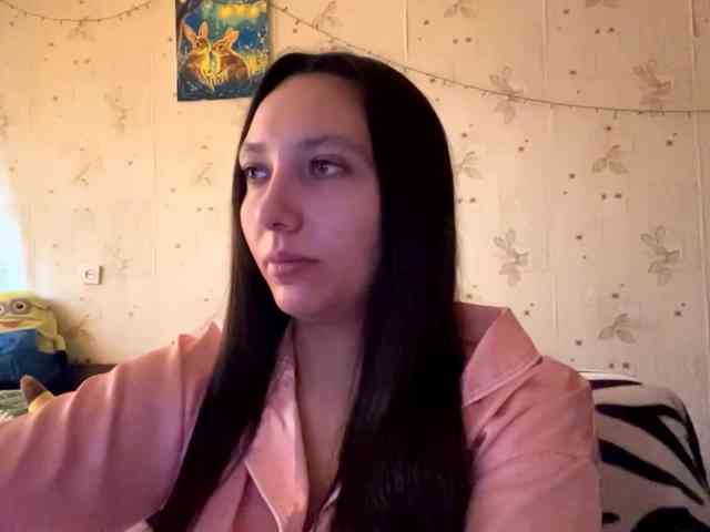 LeannBernmen webcam