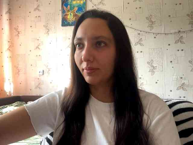 LeannBernmen webcam