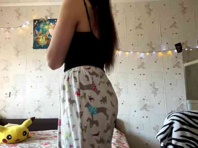 LeannBernmen webcam