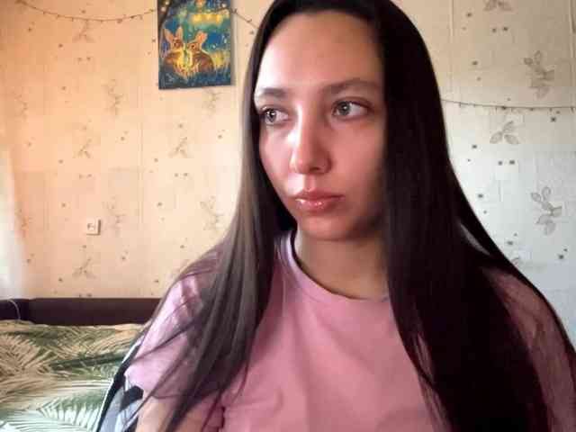 LeannBernmen webcam