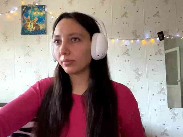 LeannBernmen webcam