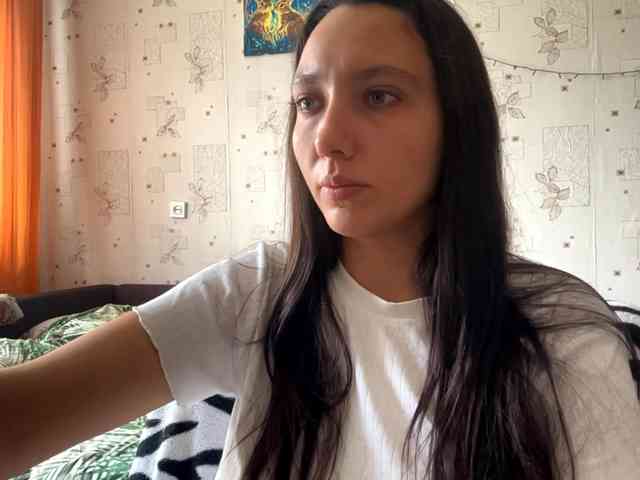 LeannBernmen webcam