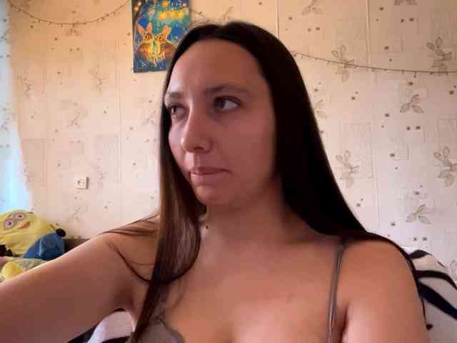 LeannBernmen webcam