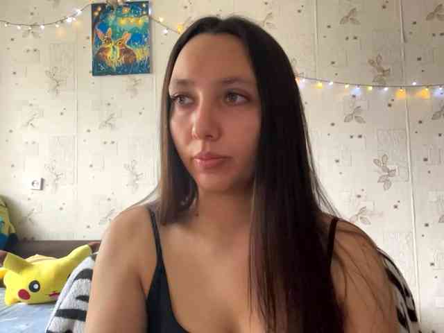 LeannBernmen webcam