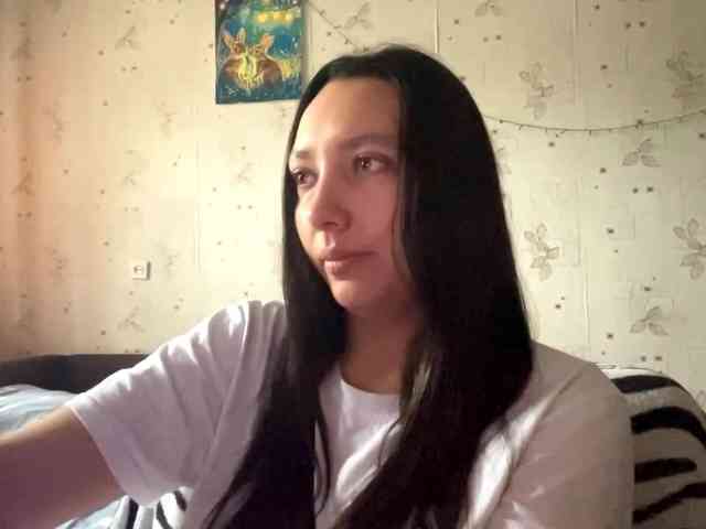 LeannBernmen webcam